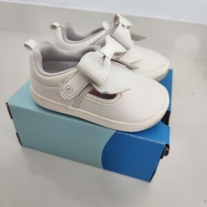 Stride Rite Kamila Mary Jane Sneakers 6M